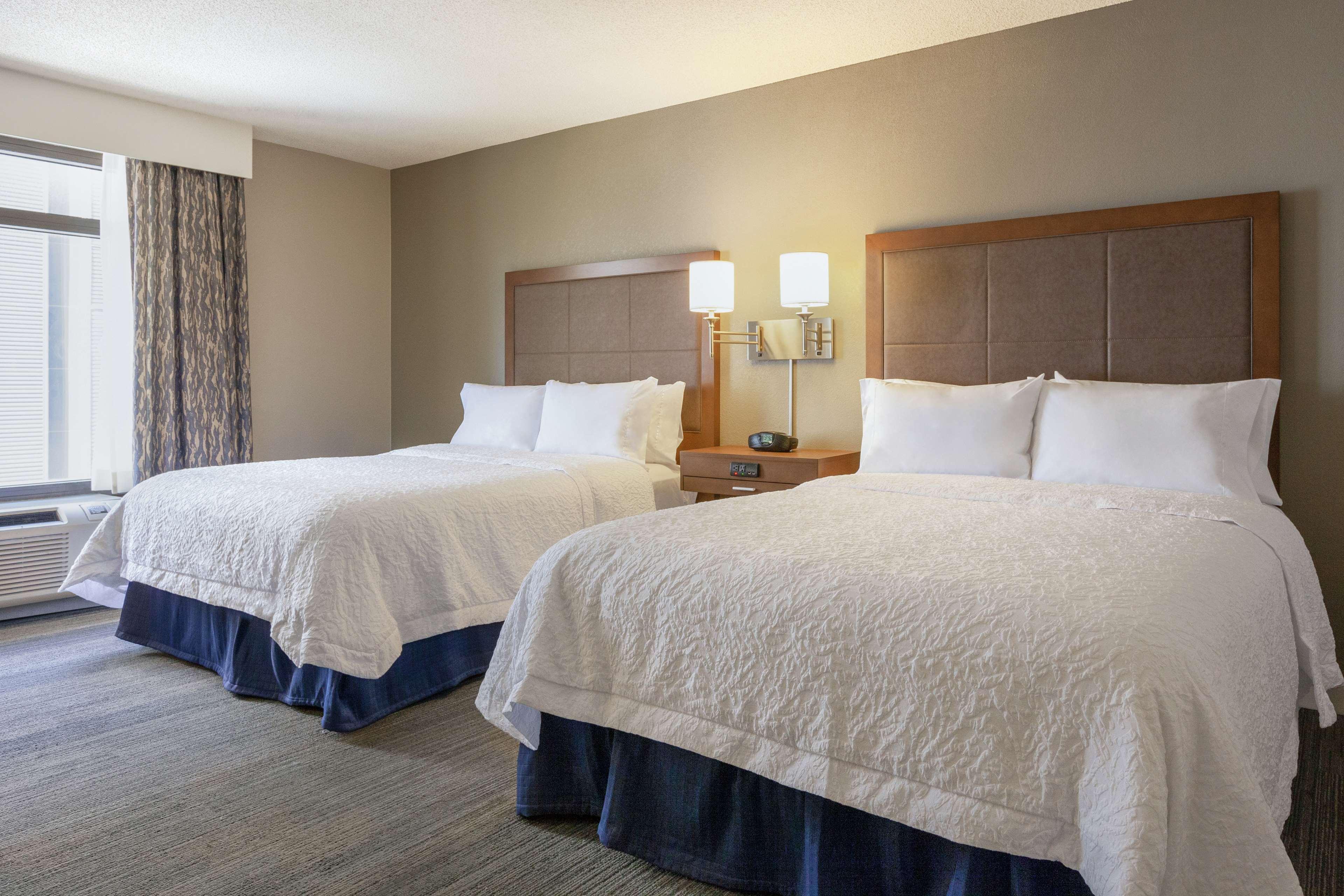 Hampton Inn & Suites Nashville-Downtown Exterior foto